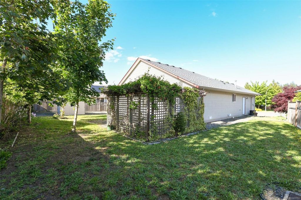 listing image 16045319873324496511