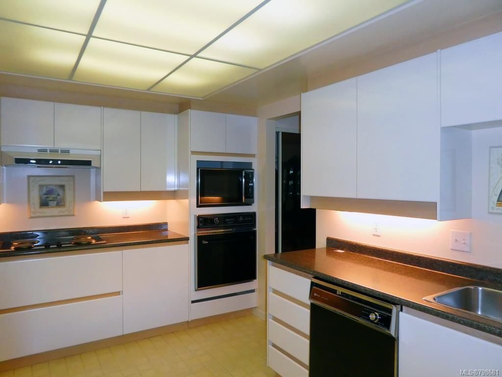 listing image 16045468910056242479