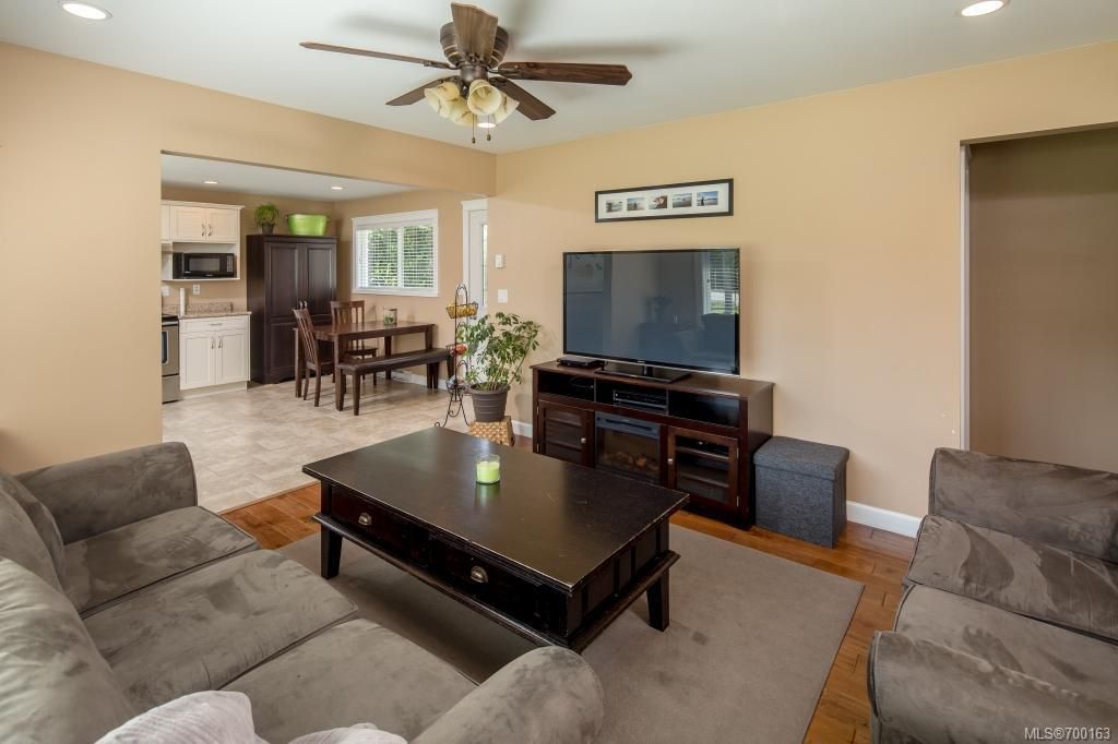 listing image 16045391269235608731