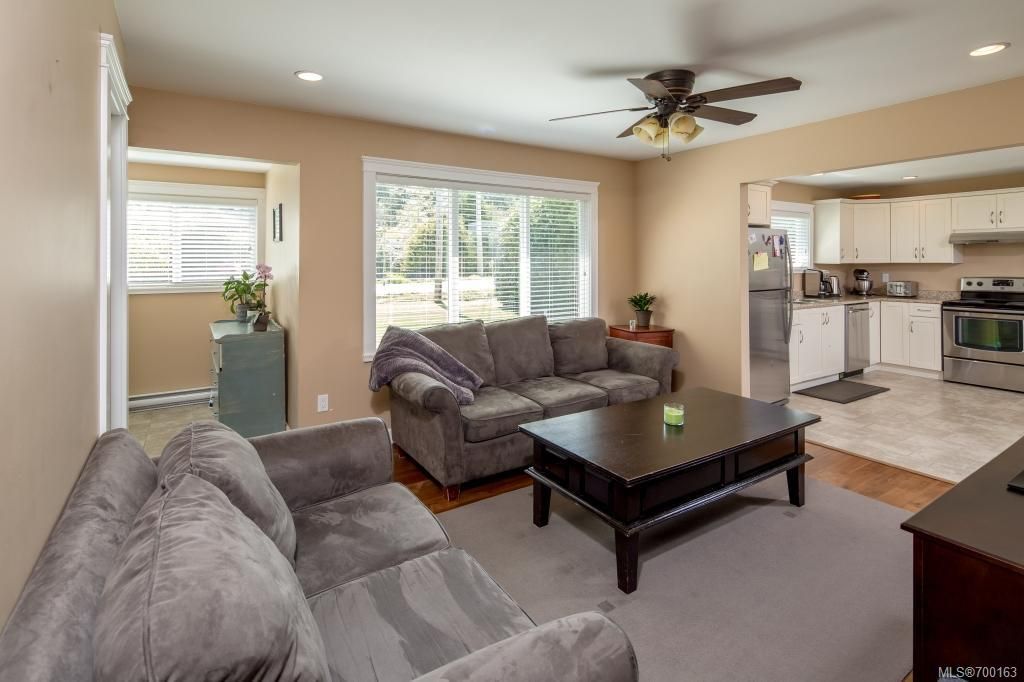 listing image 16046508139649032170