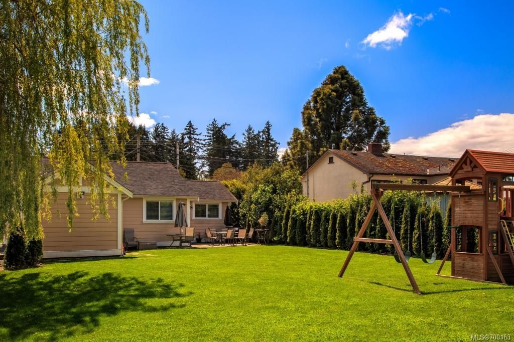 listing image 16047624282139536580