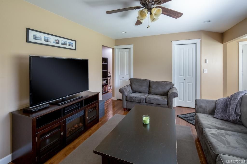 listing image 16049463384146107954