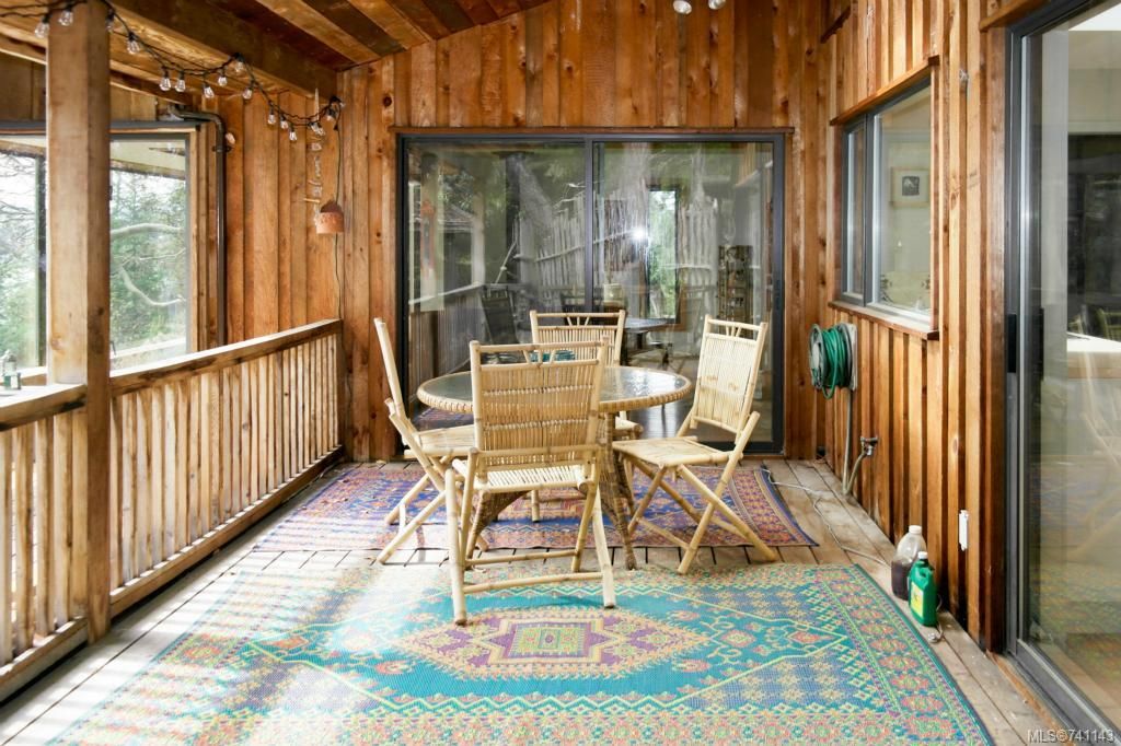 listing image 16048262420161533372
