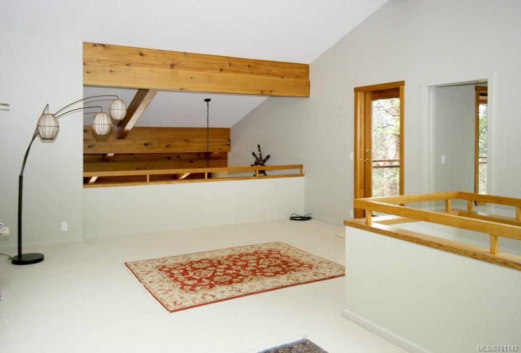 listing image 16040268585880833593