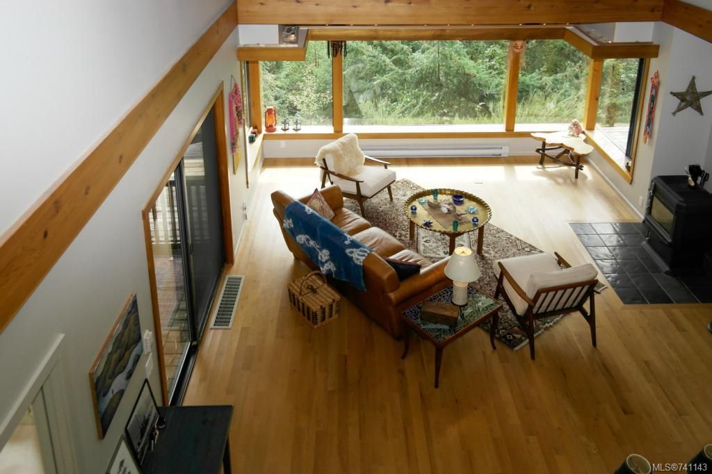 listing image 16041928161176775896