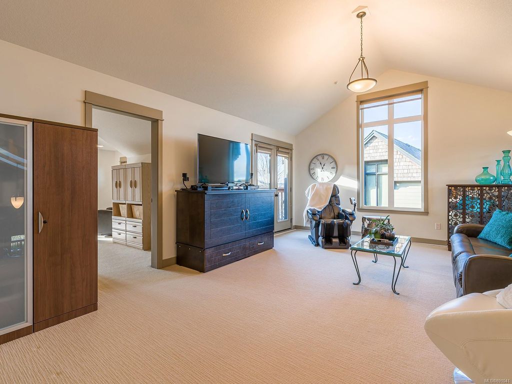 listing image 16043898676757