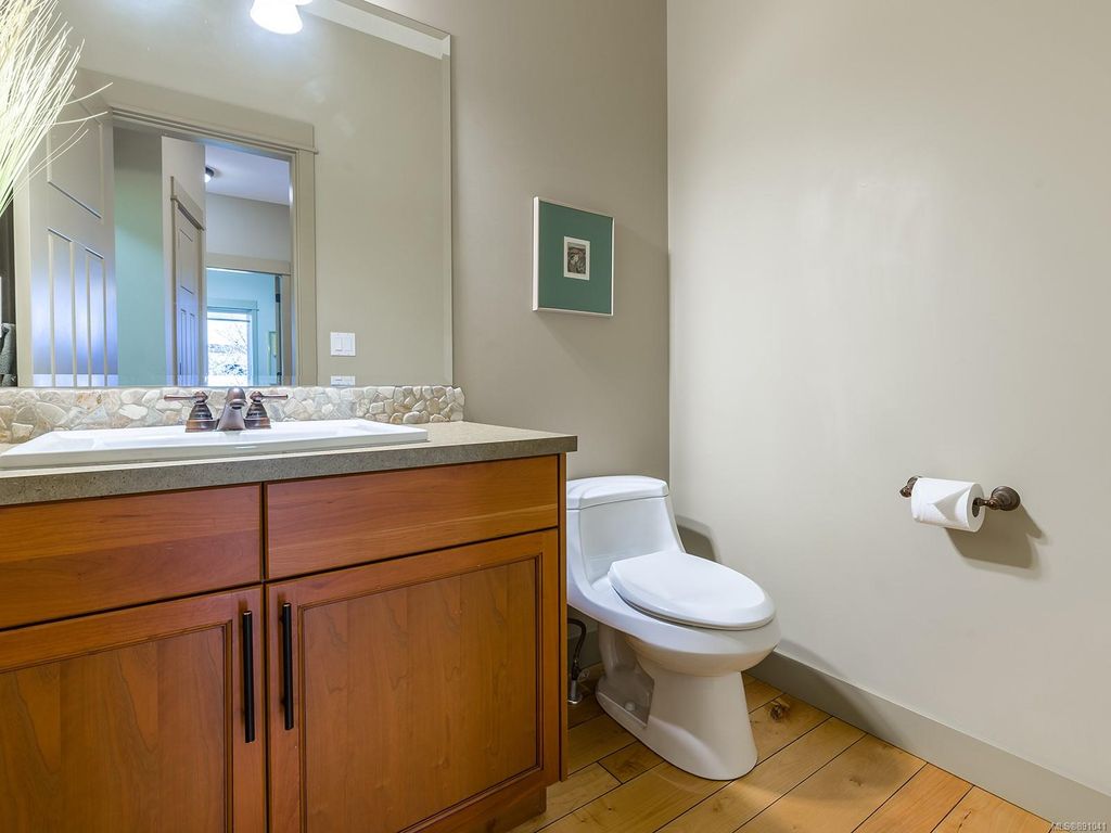 listing image 16043406586770