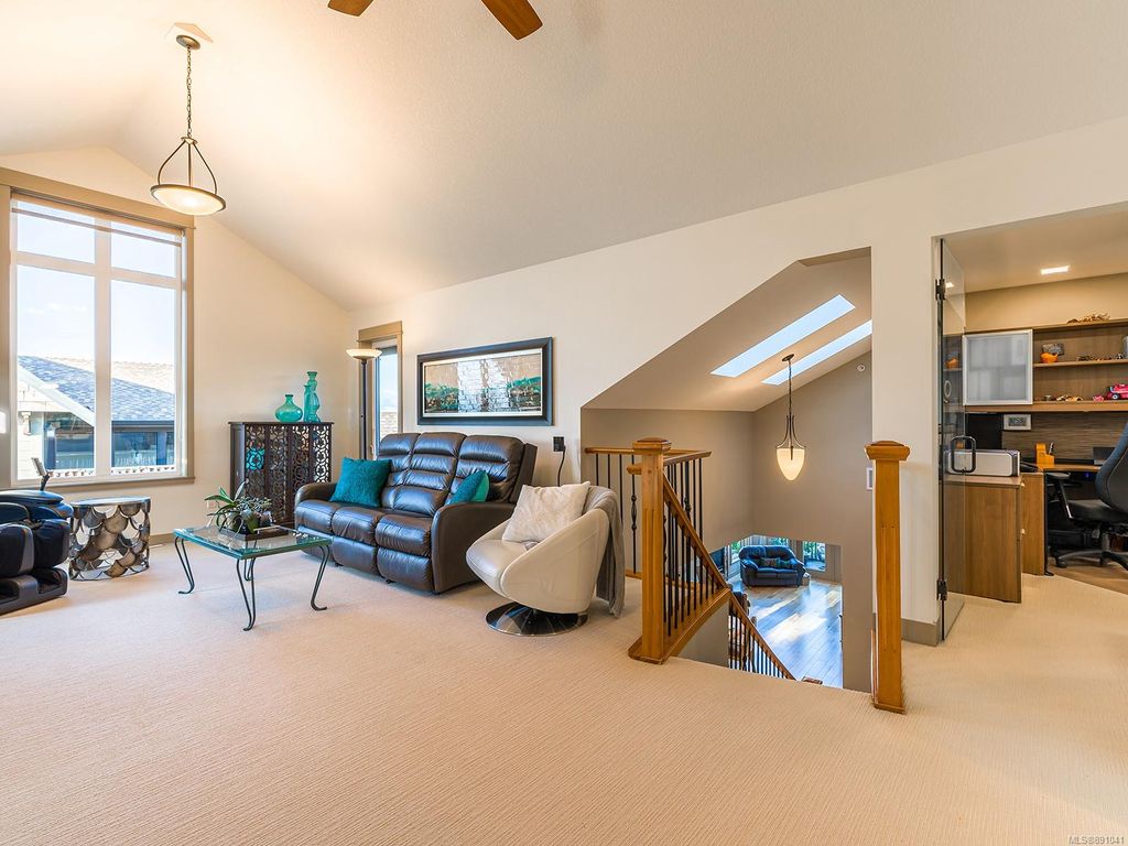 listing image 16045904439