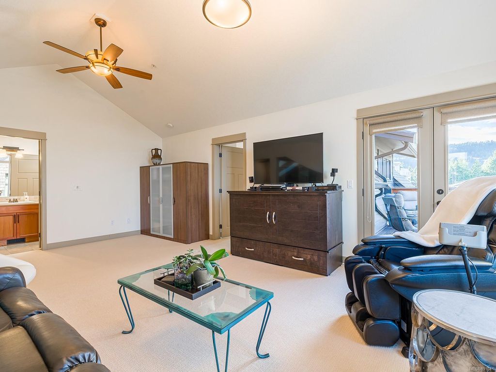 listing image 16041481433641