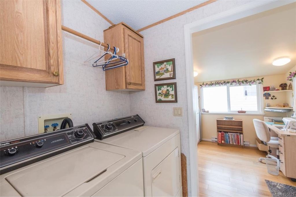 listing image 16045292452669824500