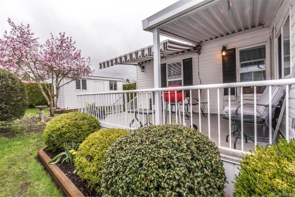 listing image 16046854866064808316