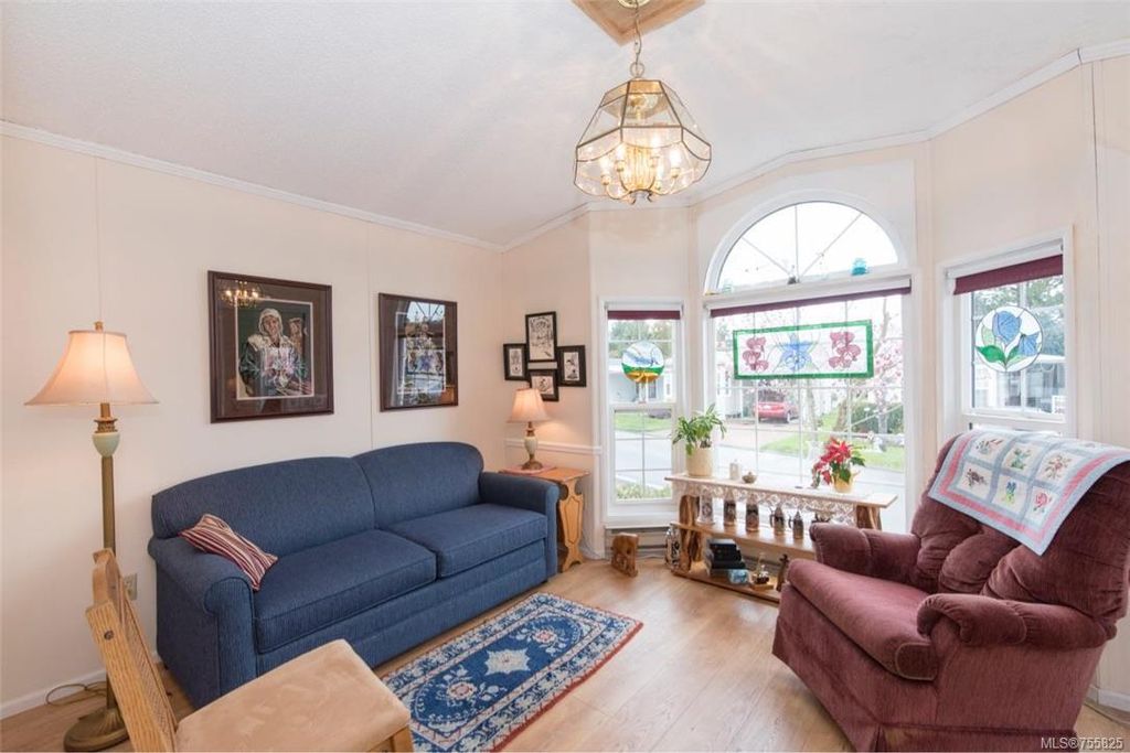 listing image 16049202271599182227