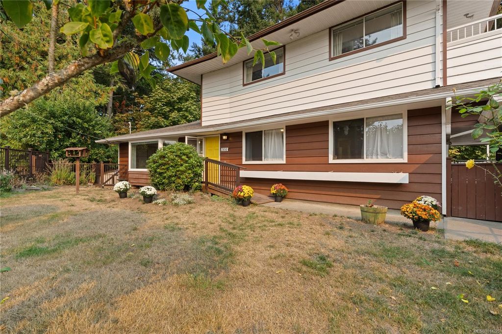 listing image 16049997361360407242