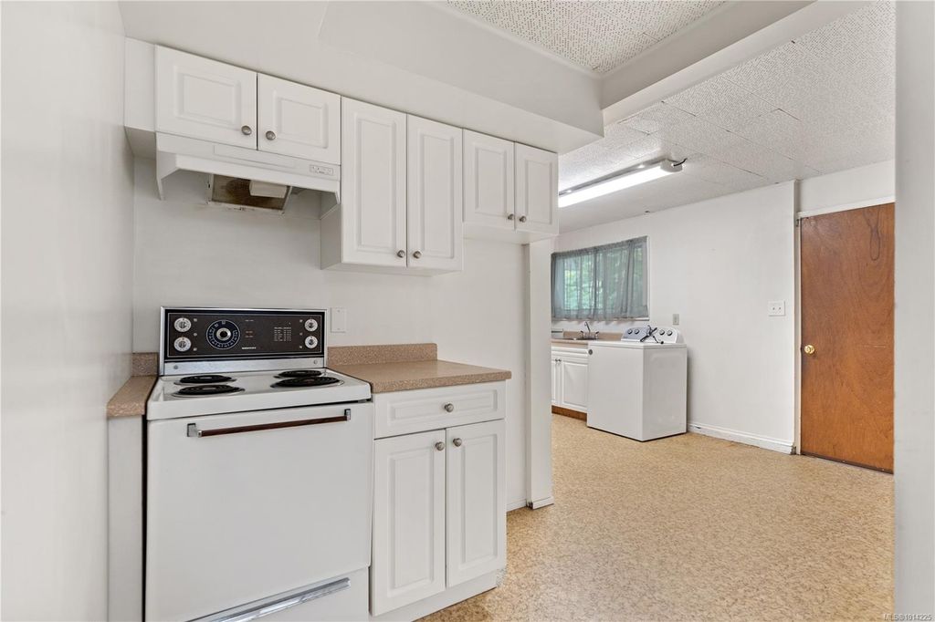 listing image 16041716650331796266
