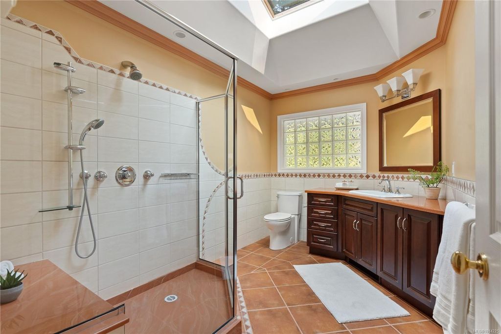listing image 16042241778072054683