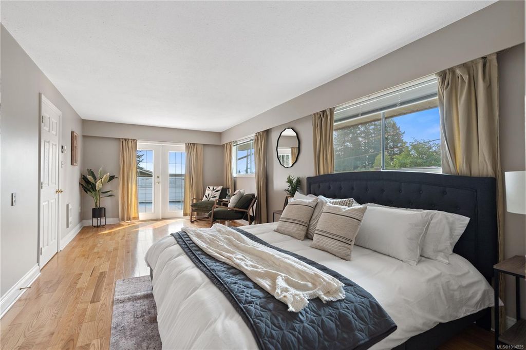 listing image 16049377768850834622