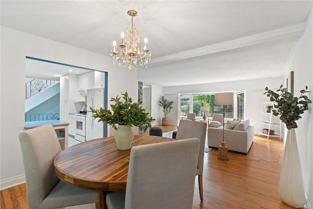 listing image 16042446680421663577