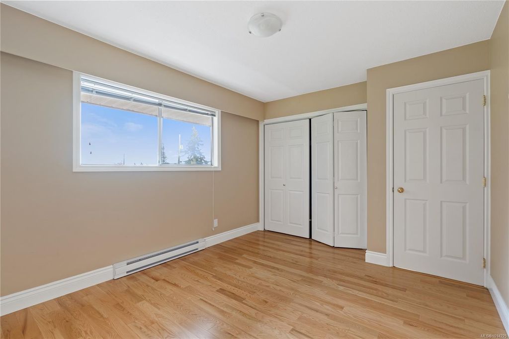 listing image 16041496965450763735