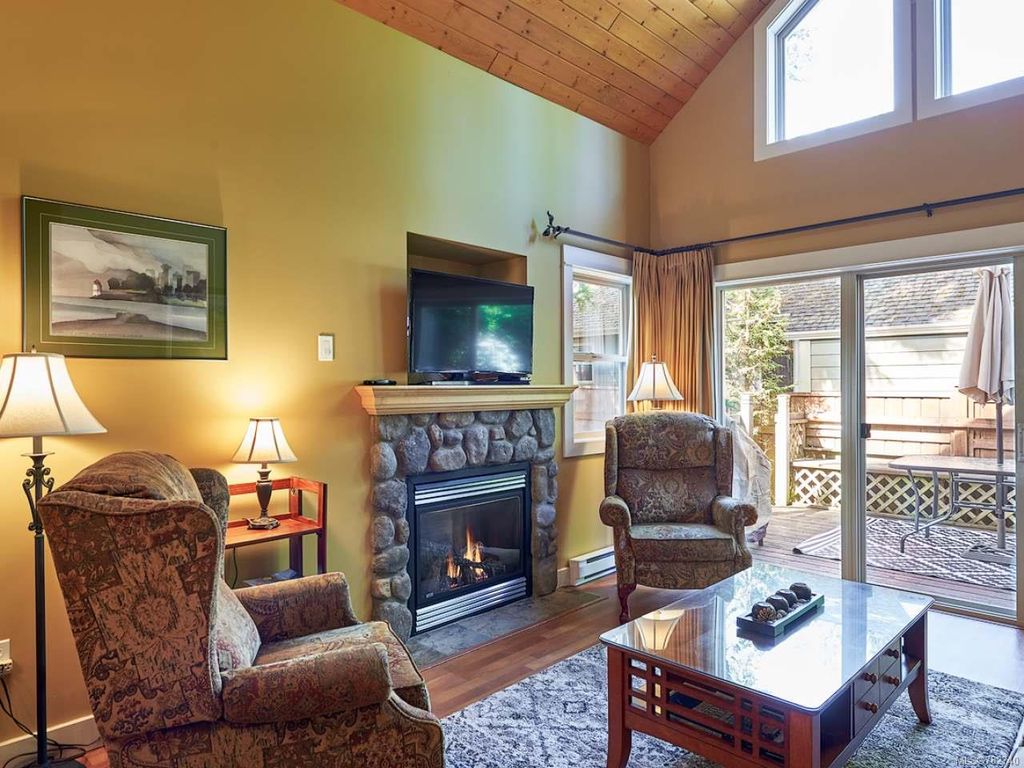 listing image 16041319503814188705
