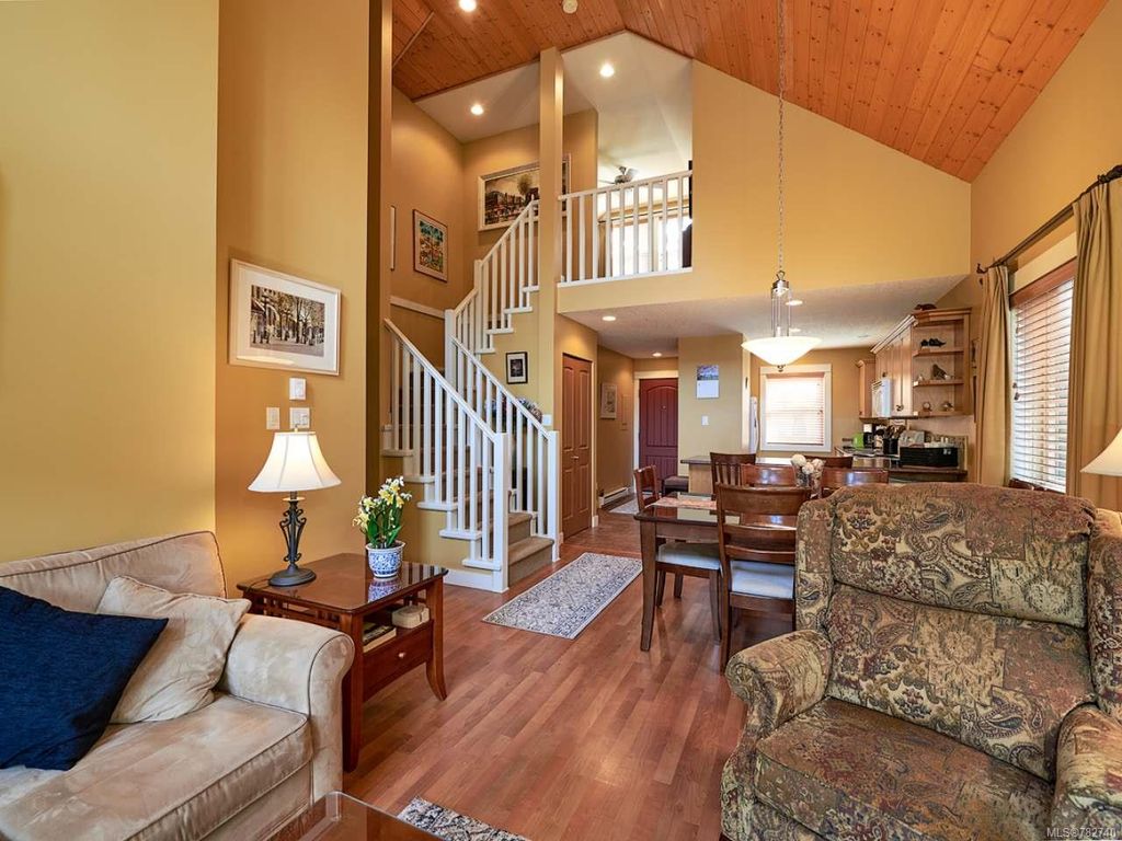 listing image 16044415538256946591
