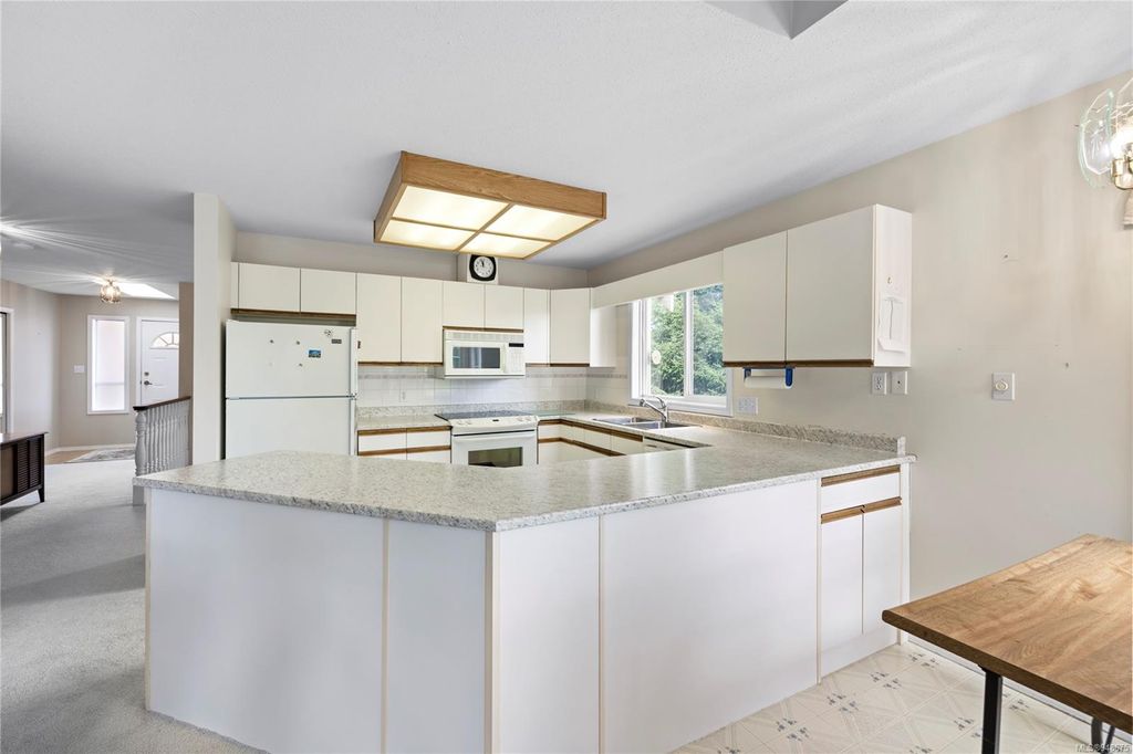 listing image 16043593452655976950