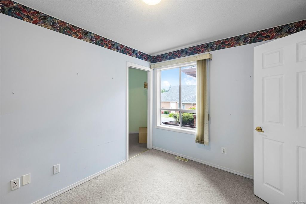 listing image 16045729539182572746