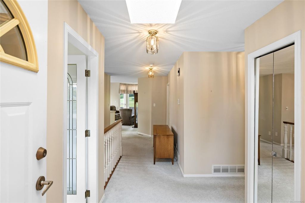 listing image 16041202932202083476