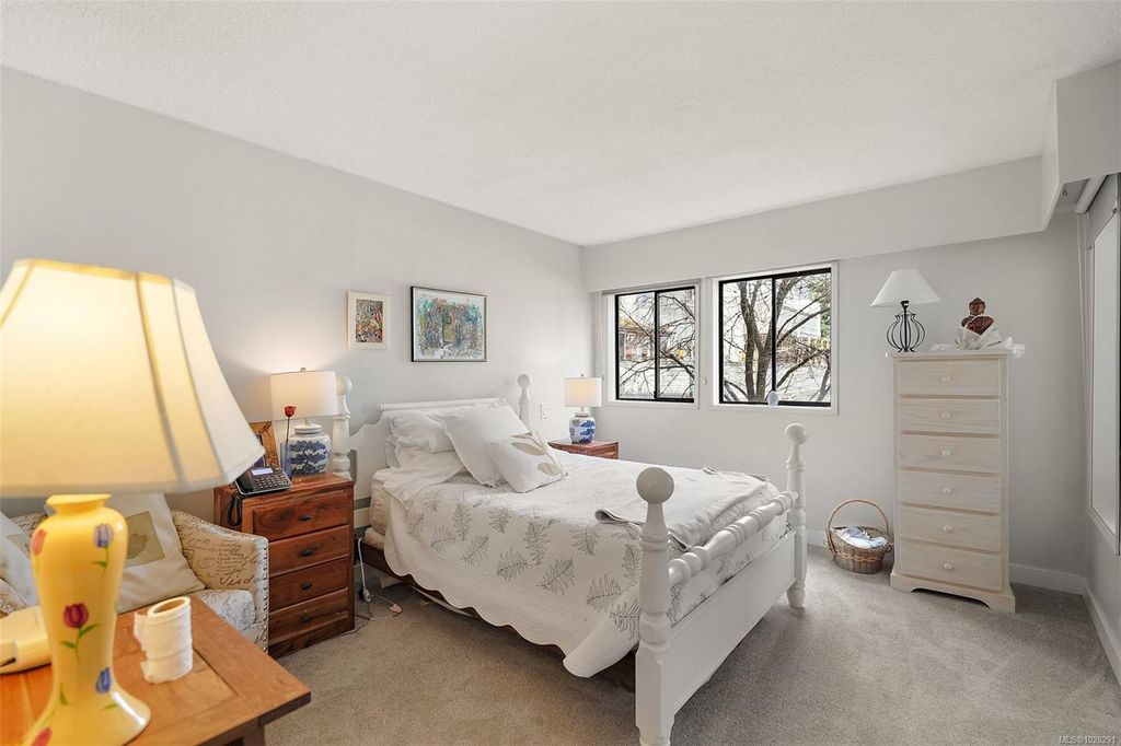 listing image 16041391366550462264