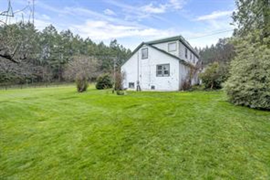 listing image 16043456280244219901