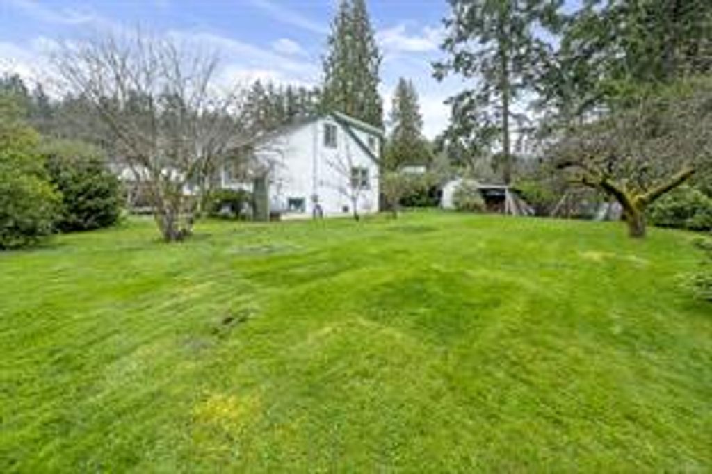 listing image 16048327800548178238