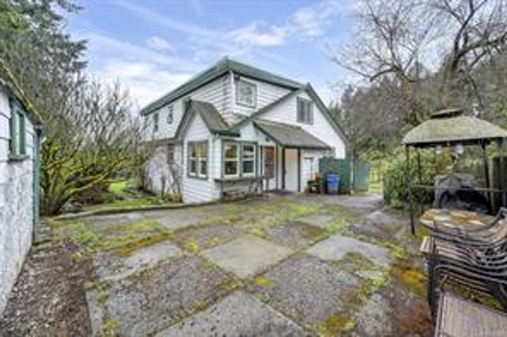 listing image 16048678745947102027