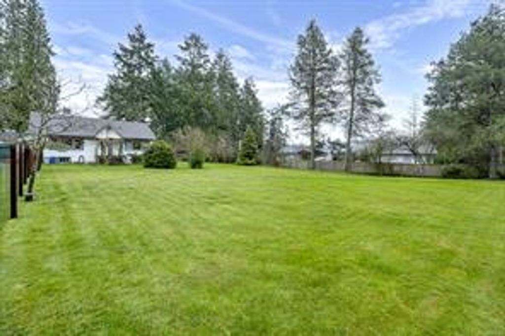 listing image 16049597532756351718