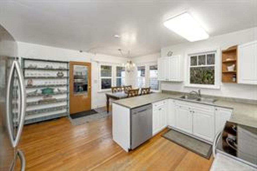 listing image 16040172004877180402