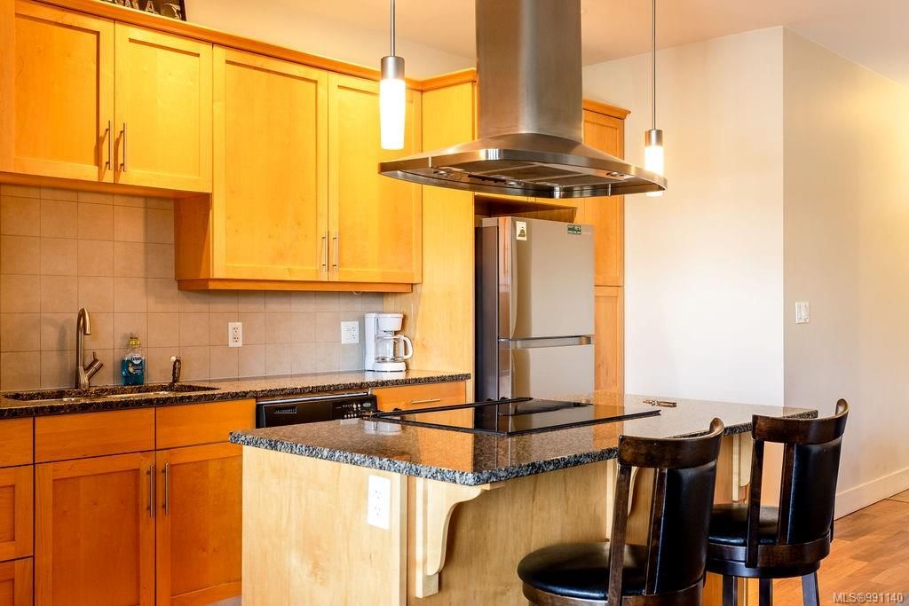 listing image 16046964274851436381