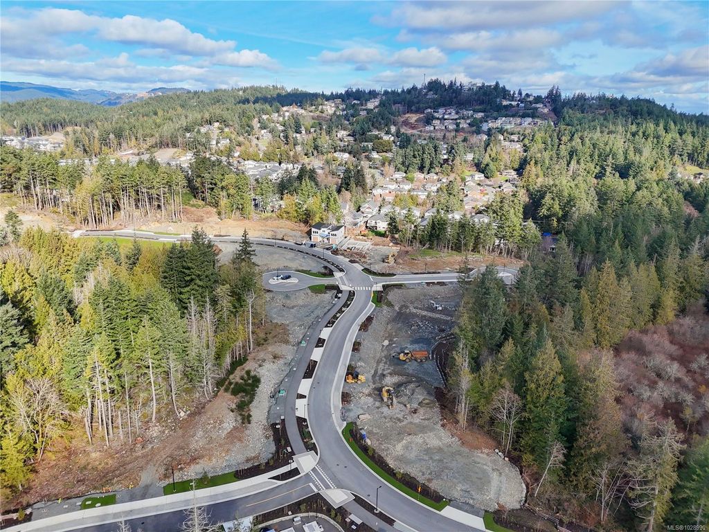 listing image 16048246892532422956