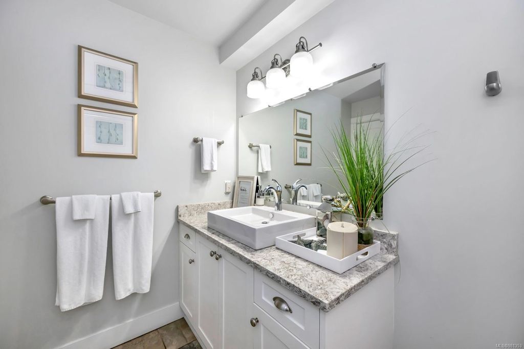 listing image 16040421653549956336