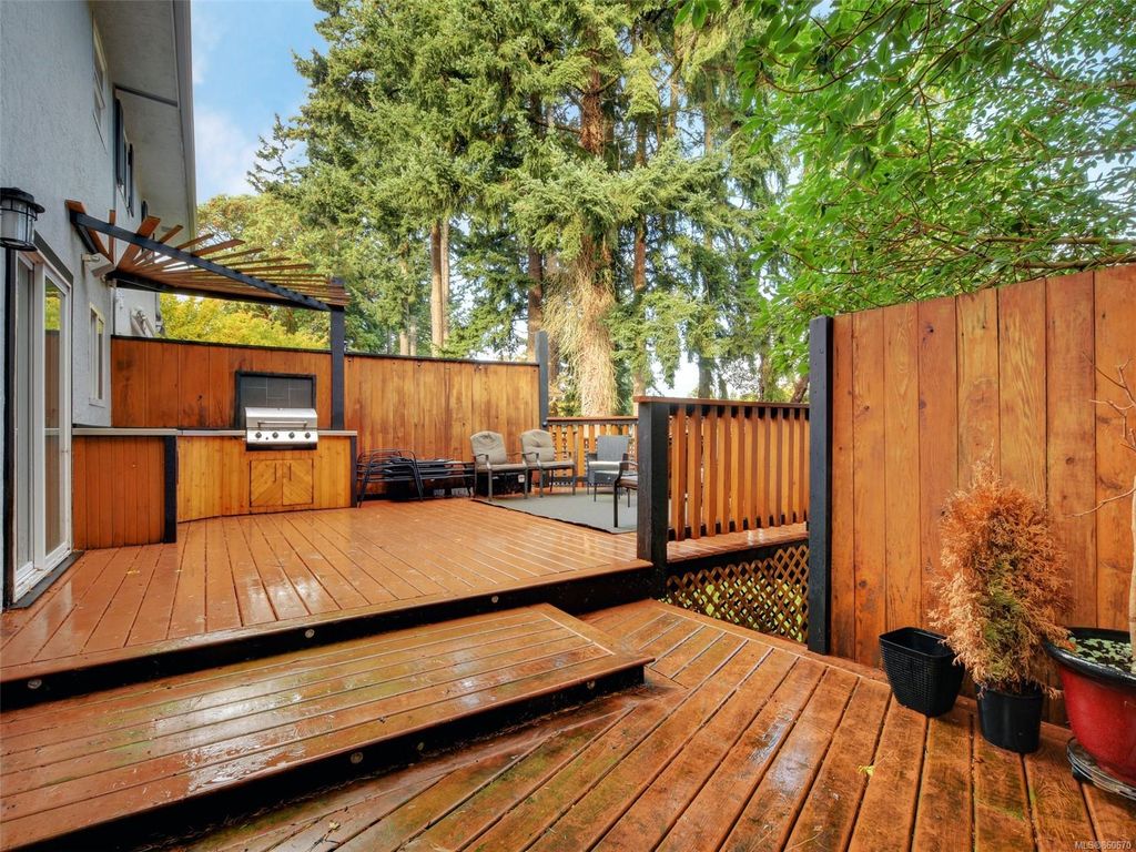 listing image 16047233864074107479