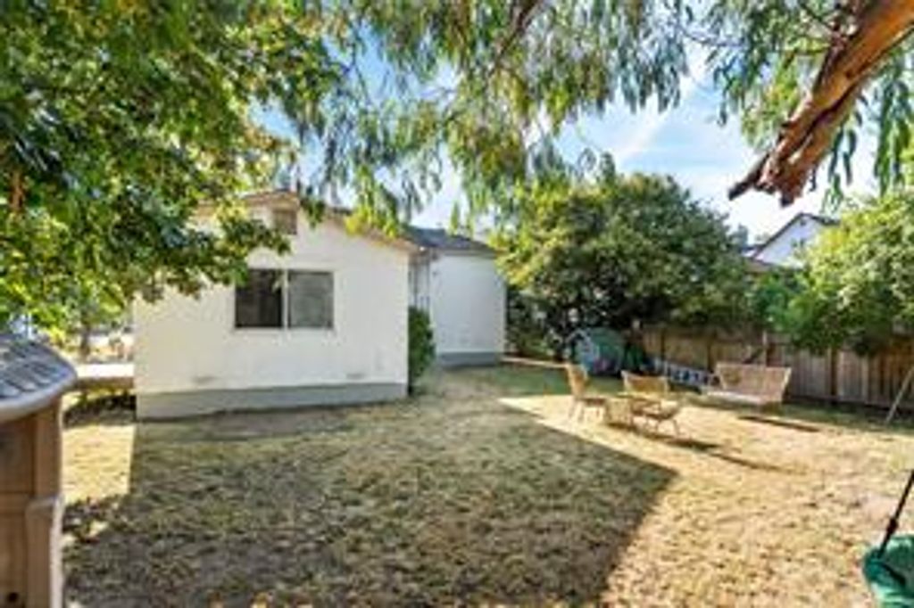 listing image 16045682006427524240