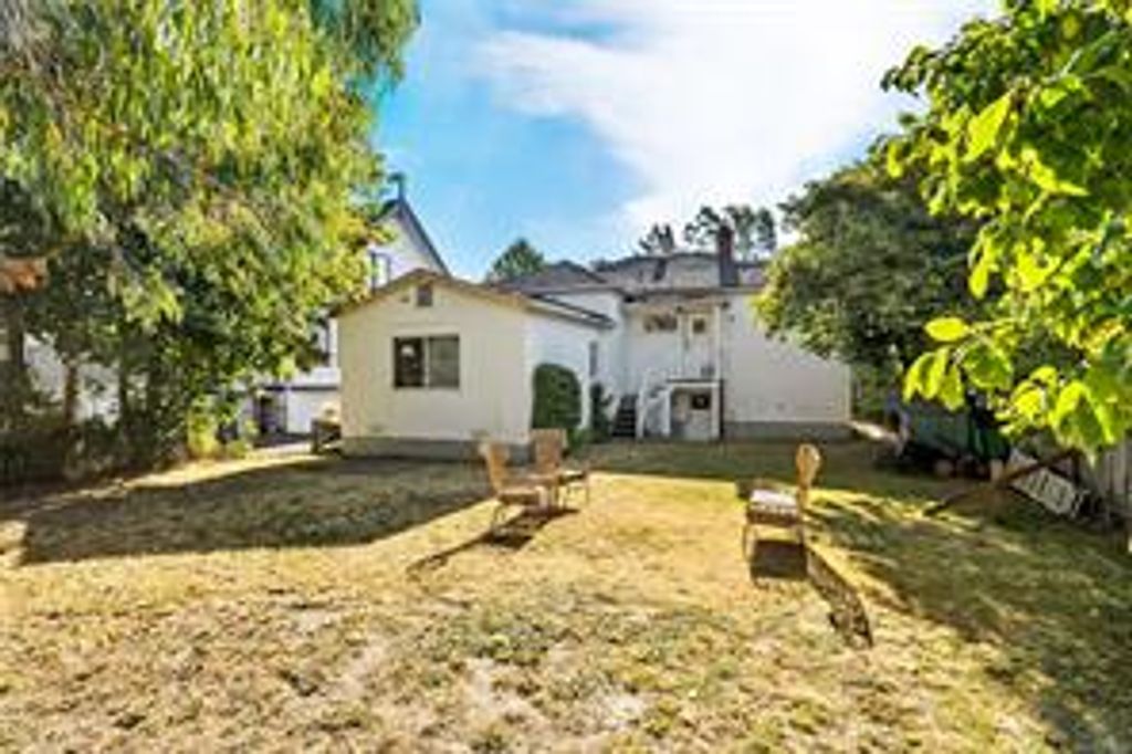 listing image 16046007912777801089