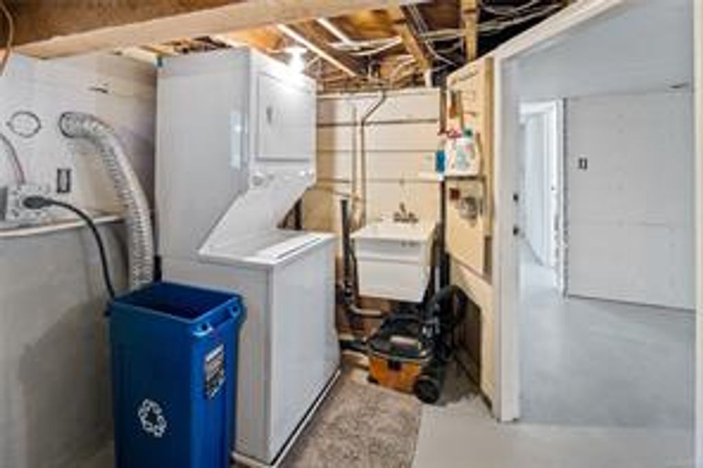 listing image 16047619655302493679