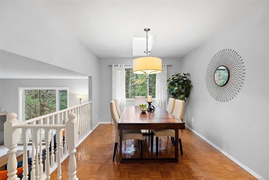 listing image 16042186254965792305