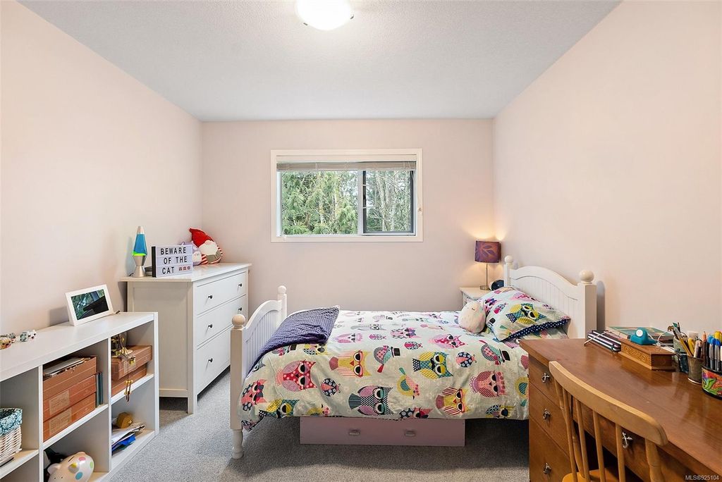 listing image 16049358149712148076