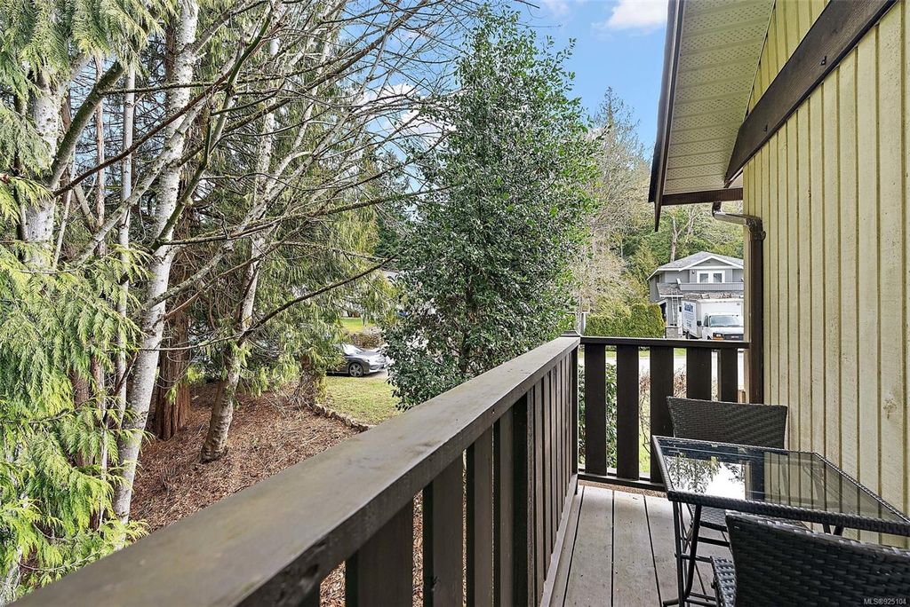 listing image 16049416121329048470