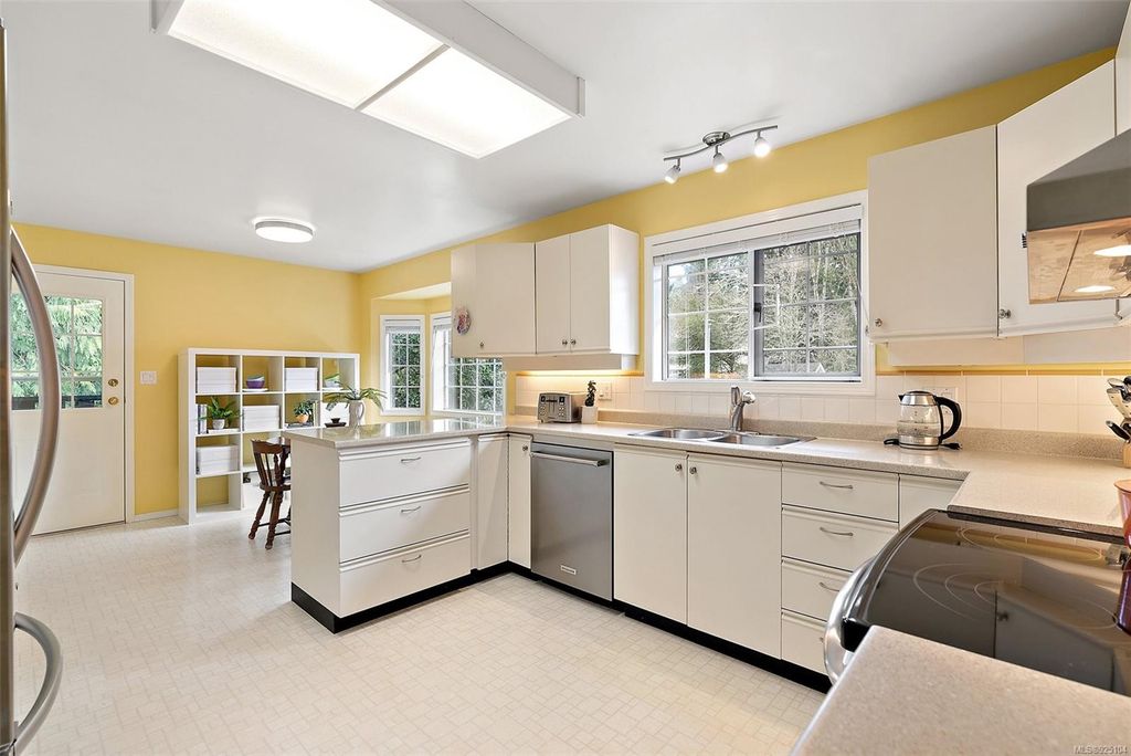listing image 16045462477821952822