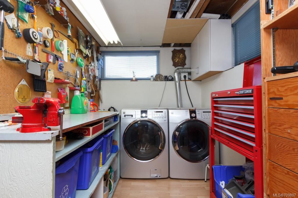 listing image 16042128371673721918