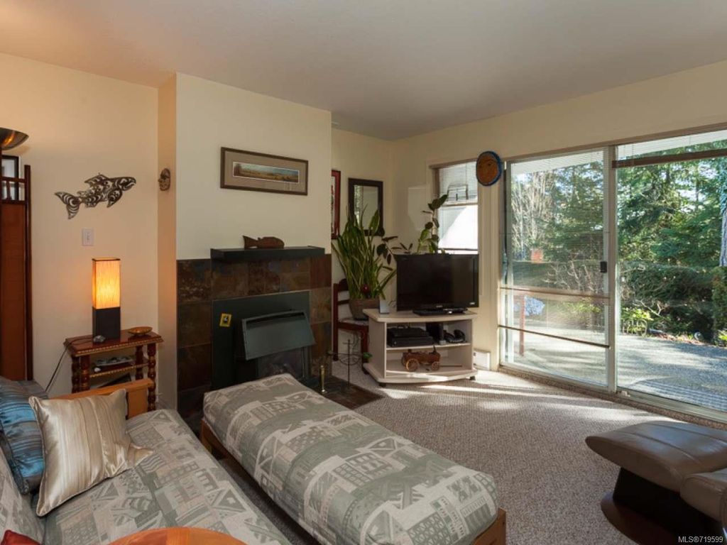 listing image 16048212511945583250