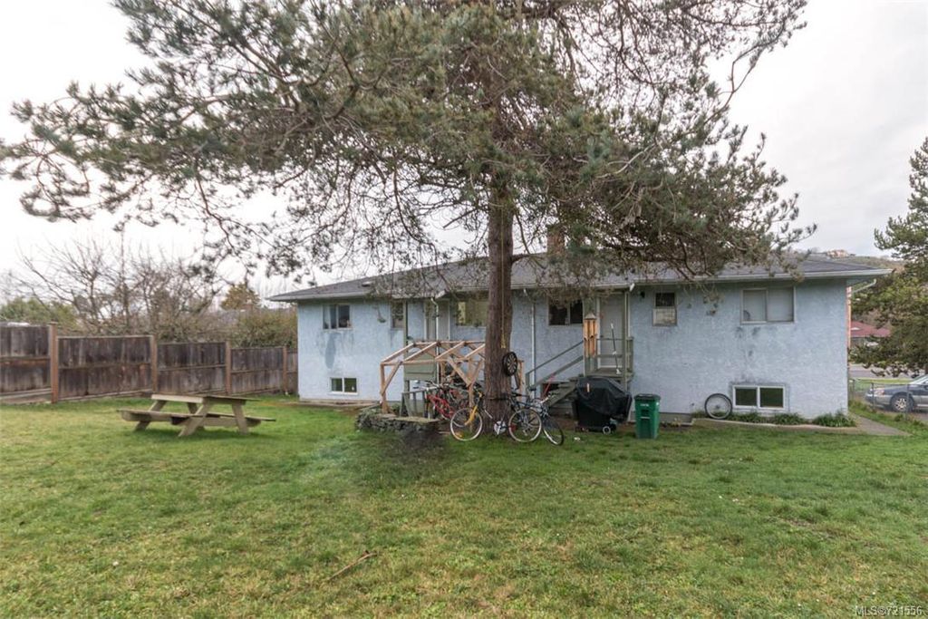 listing image 16047881668920851925