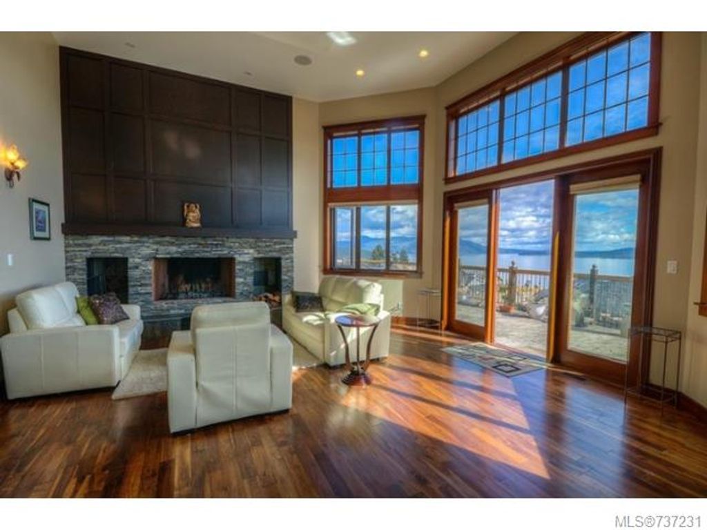 listing image 16046212665921749600