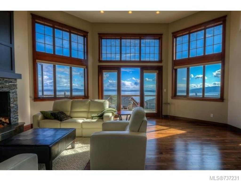 listing image 16040670613775201738