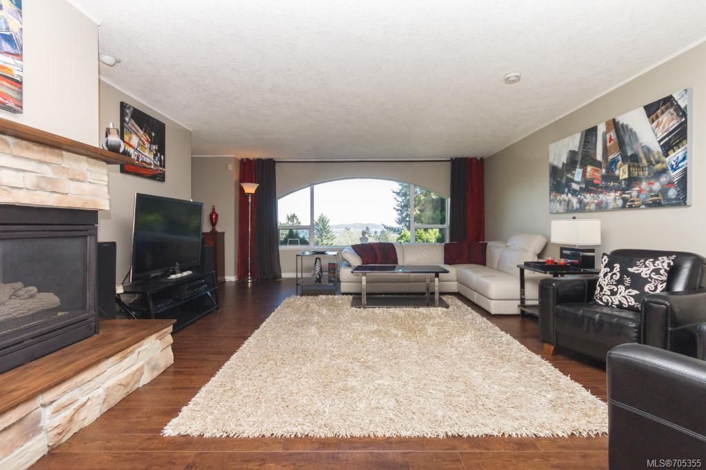 listing image 16047978713931278969